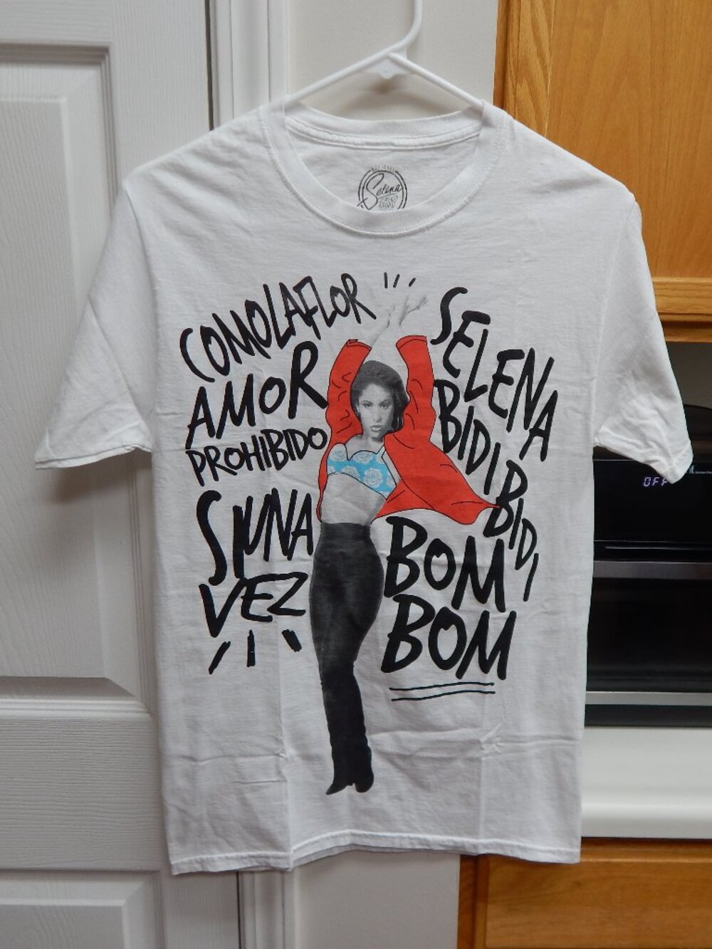 Selena Gomez Women's Small T- Shirt